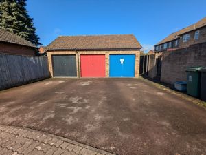 Photo 9- click for photo gallery